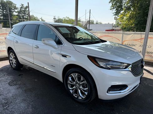 Used 2021 Buick Enclave Avenir w/ Avenir Technology Package image 7