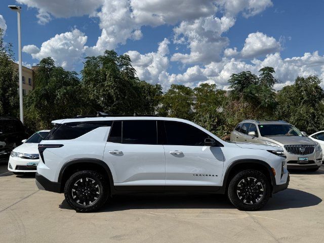 Used 2026 Chevrolet Traverse Z71 AWD/4WD image 5