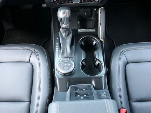 New 2025 Ford Bronco Badlands w/ Sasquatch Package image 28