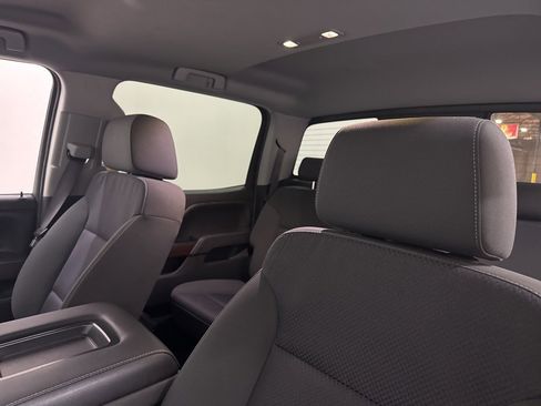 Used 2017 GMC Sierra 1500 SLE w/ SLE Value Package image 32