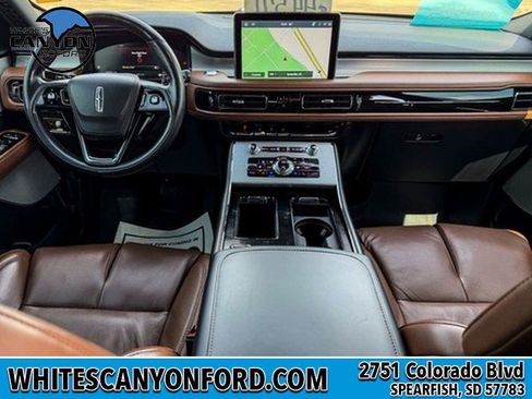 Used 2023 Lincoln Aviator Reserve w/ Equipment Group 201A AWD/4WD image 8