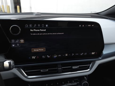 Used 2024 Chevrolet Equinox EV LT w/ Active Safety Package 3 image 19