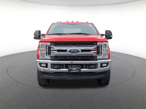 Used 2017 Ford F250 XLT w/ XLT Value Package image 2