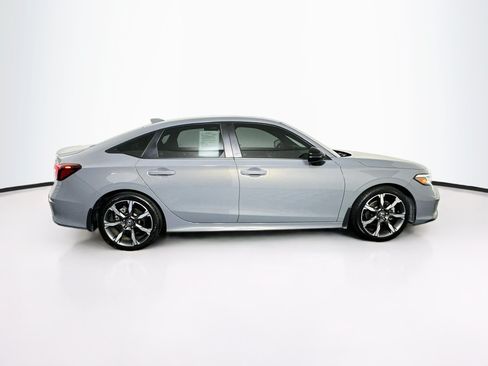 Used 2025 Honda Civic Sport image 10