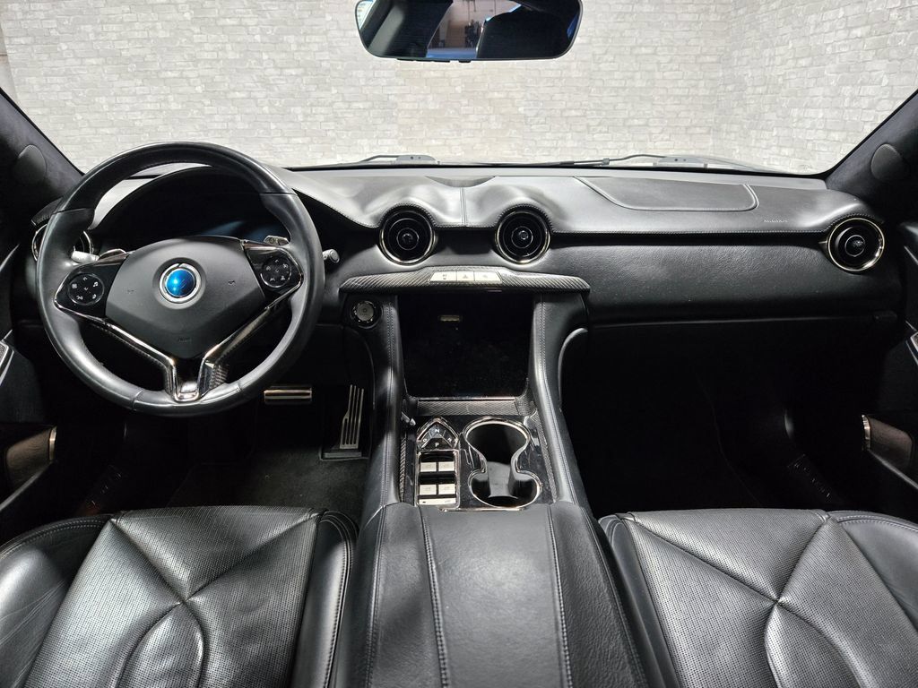 Used 2020 Karma Revero GT RWD image 28