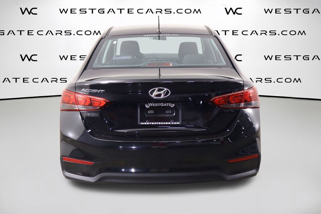 Used 2022 Hyundai Accent SE FWD image 4