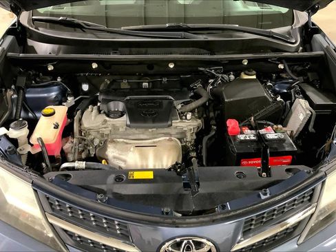 Used 2014 Toyota RAV4 XLE image 32