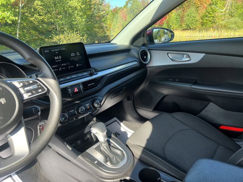 Certified 2023 Kia Forte LXS image 19