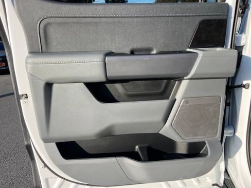Used 2022 Ford F150 Lariat AWD/4WD image 28