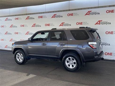 Certified 2021 Toyota 4Runner SR5 Premium w/ Moonroof Package AWD/4WD image 5