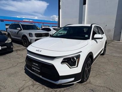 Certified 2023 Kia Niro EX