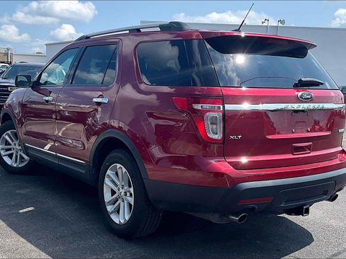 Used 2013 Ford Explorer XLT FWD image 6