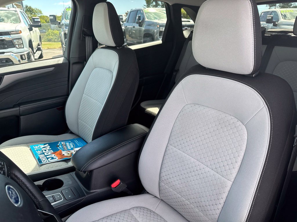 Used 2023 Ford Escape Active AWD/4WD image 18
