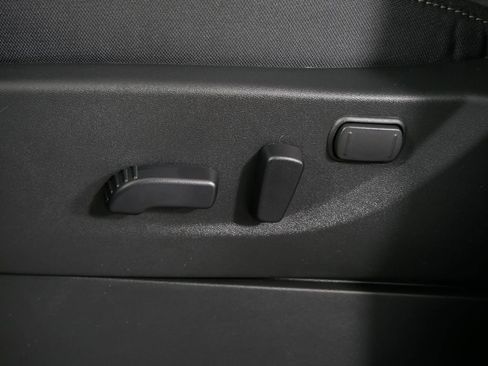 New 2026 Nissan Frontier SV w/ All-Weather Content Package image 23