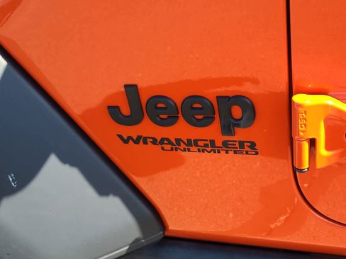 Used 2020 Jeep Wrangler Unlimited Sport image 15