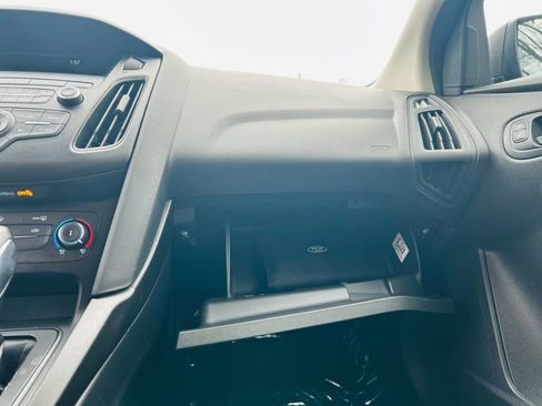 Used 2018 Ford Focus S image 35