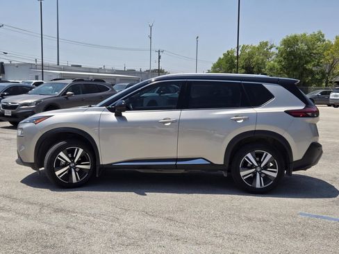 Used 2021 Nissan Rogue SL w/ Premium Package FWD image 4