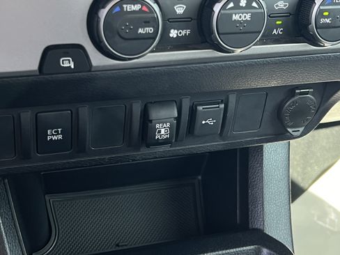 Used 2021 Toyota Tacoma SR5 RWD image 19
