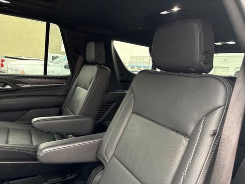Used 2023 GMC Yukon Denali w/ LPO, Floor Liner Package AWD/4WD image 22