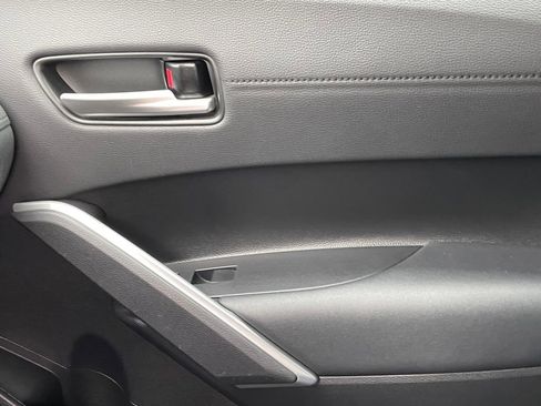 Used 2023 Toyota Corolla Cross XSE image 28