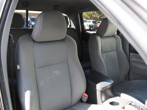 Used 2014 Toyota Tacoma 4x4 Double Cab w/ TRD Sport Package image 26