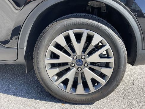 Used 2022 Ford Escape Titanium image 33