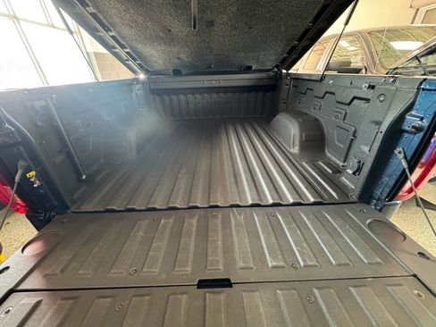 Used 2021 GMC Sierra 1500 Denali w/ Denali Ultimate Package image 8