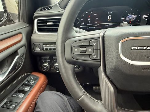 Used 2024 GMC Yukon Denali Ultimate AWD/4WD image 37