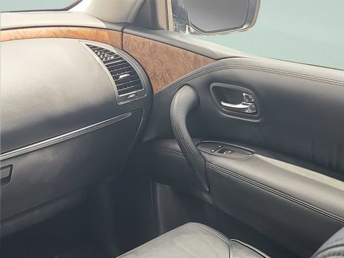 Used 2022 Nissan Armada SL RWD image 13