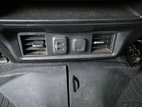 Used 2021 GMC Sierra 1500 SLE image 27