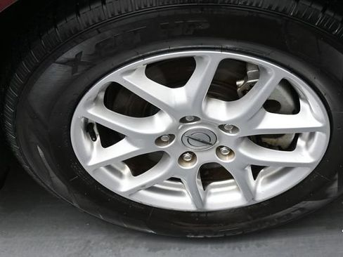 Used 2023 Chrysler Pacifica Touring-L FWD image 32