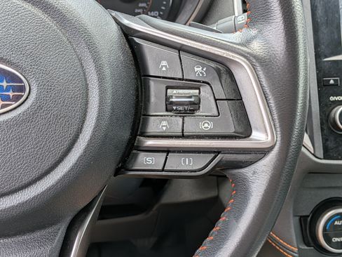Used 2023 Subaru Crosstrek 2.0i Premium AWD/4WD image 25