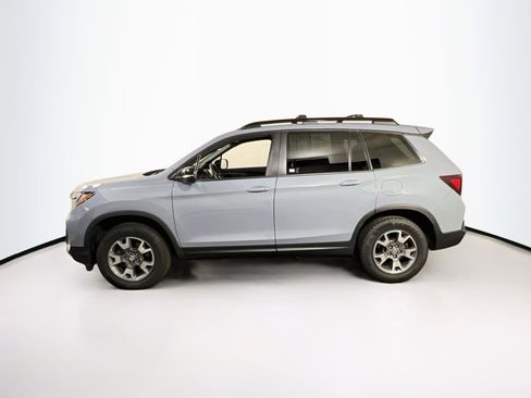 Used 2023 Honda Passport TrailSport image 8