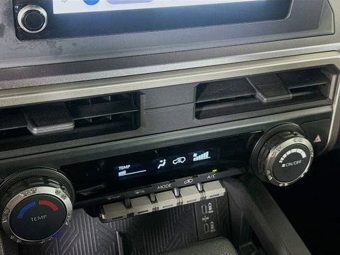 Used 2025 Toyota 4Runner SR5 image 23