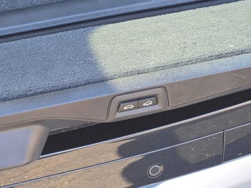 Used 2023 BMW X7 xDrive40i image 21