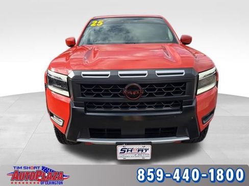 Used 2025 Nissan Frontier PRO-4X AWD/4WD image 6