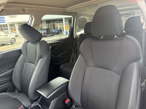 Used 2022 Subaru Forester Premium image 22