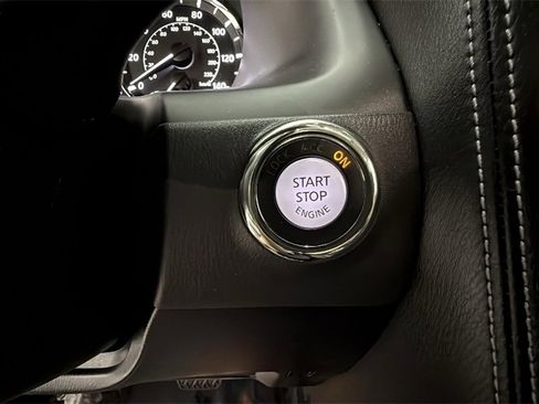 Used 2024 INFINITI QX80 Luxe image 21