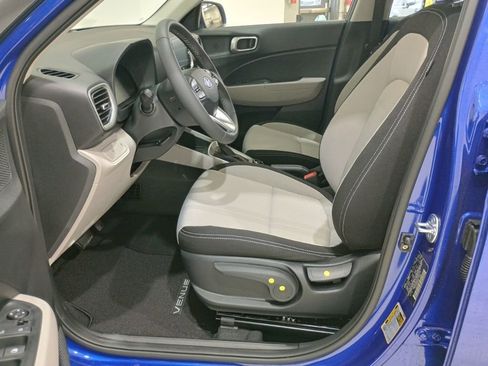 New 2026 Hyundai Venue SEL FWD image 12