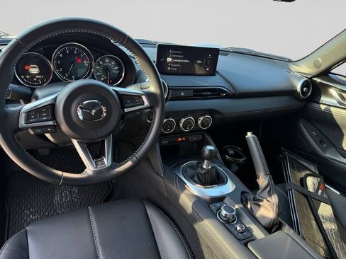 Used 2024 MAZDA MX-5 Miata RF Grand Touring RWD image 16