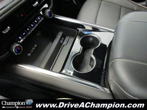 Certified 2025 Chevrolet Tahoe Premier image 37