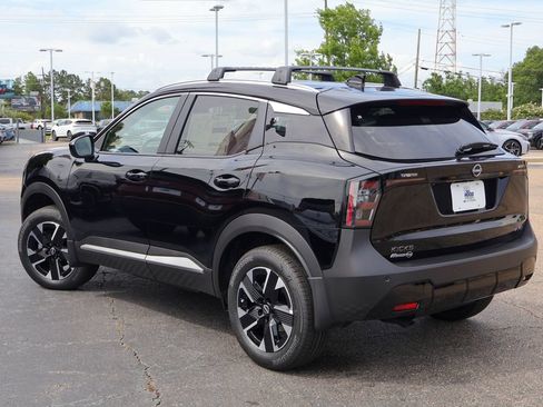 New 2026 Nissan Kicks SV AWD/4WD image 2