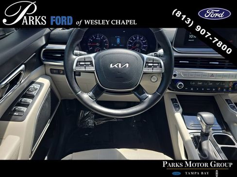 Used 2022 Kia Telluride EX w/ EX Premium Package AWD/4WD image 12