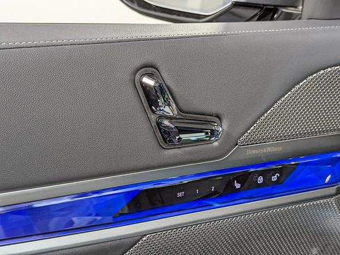 New 2026 BMW 740i xDrive image 11