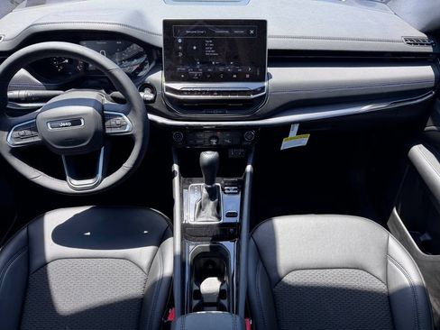 New 2026 Jeep Compass Latitude AWD/4WD image 11
