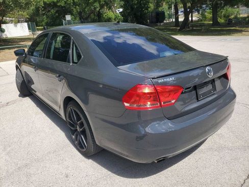 Used 2015 Volkswagen Passat 1.8T Sport FWD image 4