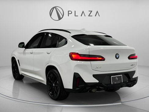 Certified 2025 BMW X4 xDrive30i w/ M Sport Package image 3