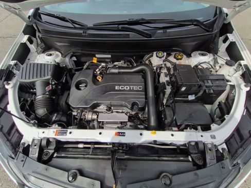 Used 2020 Chevrolet Equinox LT w/ Sport Edition image 29