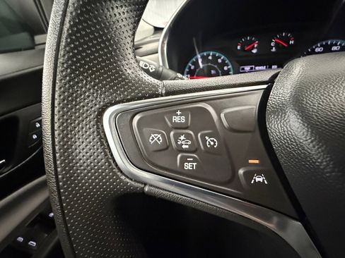 Used 2024 Chevrolet Equinox LS image 17