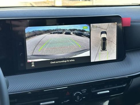New 2026 Nissan Kicks SR FWD image 24